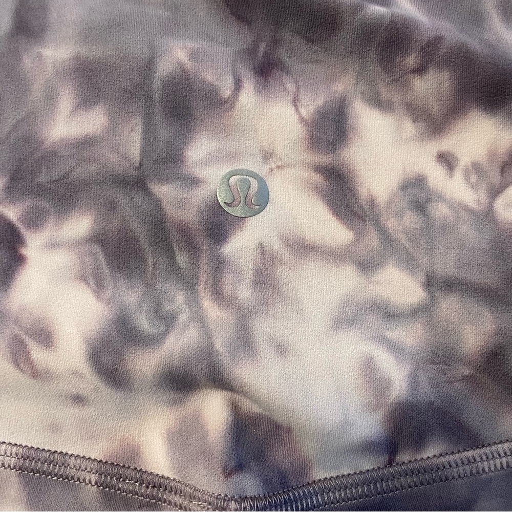 EUC Lululemon Align Leggings 23” Diamond Dye - Picture 4 of 9